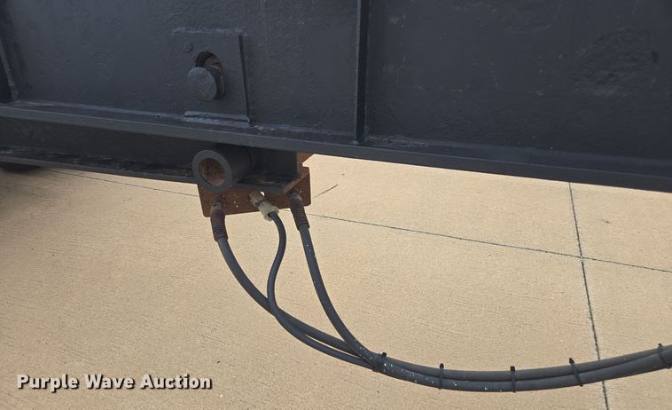 image for item EE7903 2001 Pratt container trailer