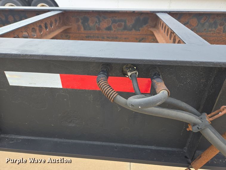 image for item EE7903 2001 Pratt container trailer