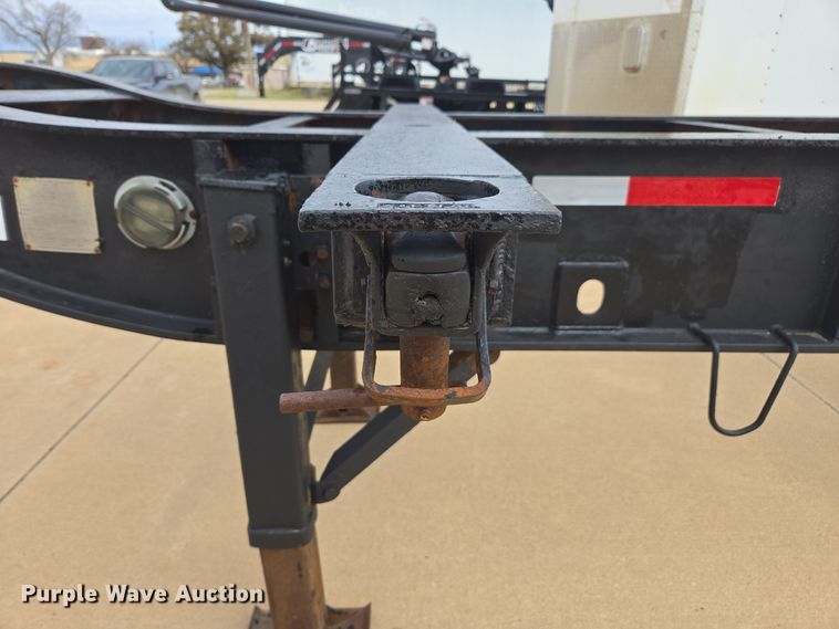 image for item EE7903 2001 Pratt container trailer