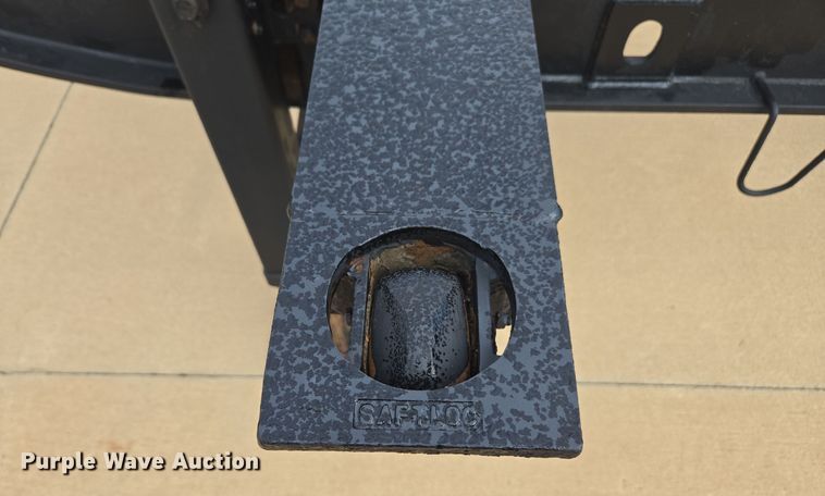 image for item EE7903 2001 Pratt container trailer