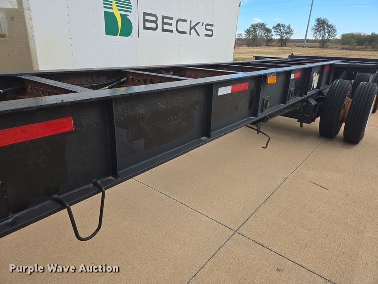 image for item EE7903 2001 Pratt container trailer