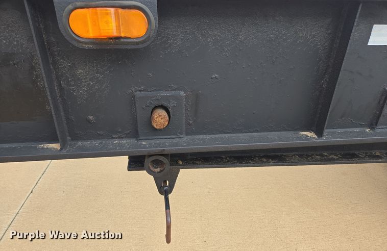 image for item EE7903 2001 Pratt container trailer