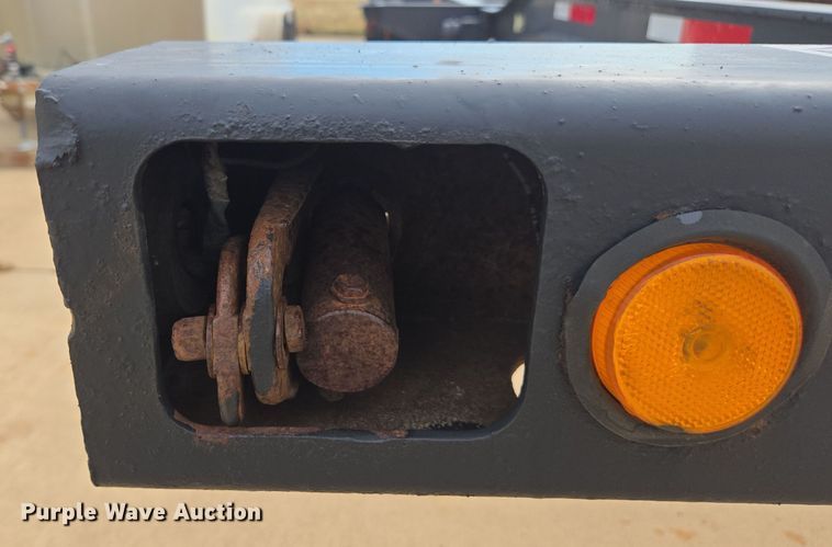 image for item EE7903 2001 Pratt container trailer