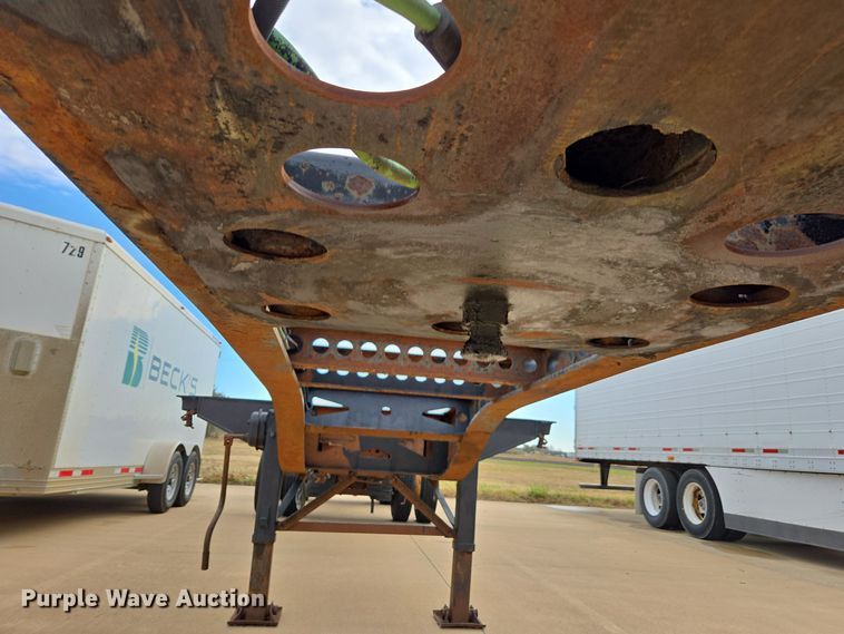 image for item EE7903 2001 Pratt container trailer