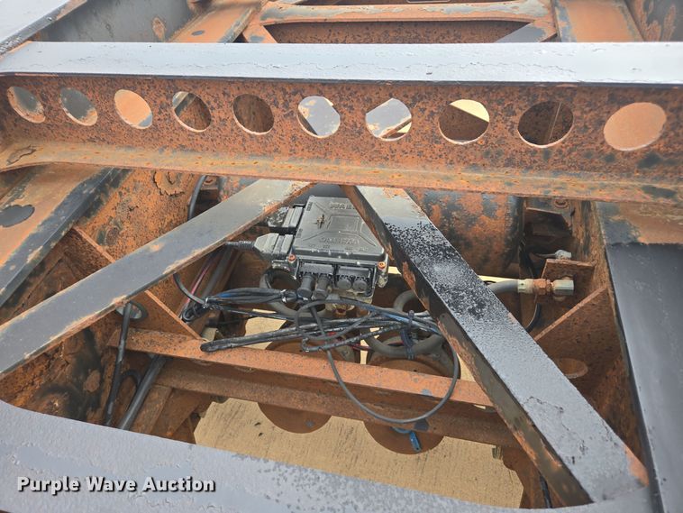 image for item EE7903 2001 Pratt container trailer