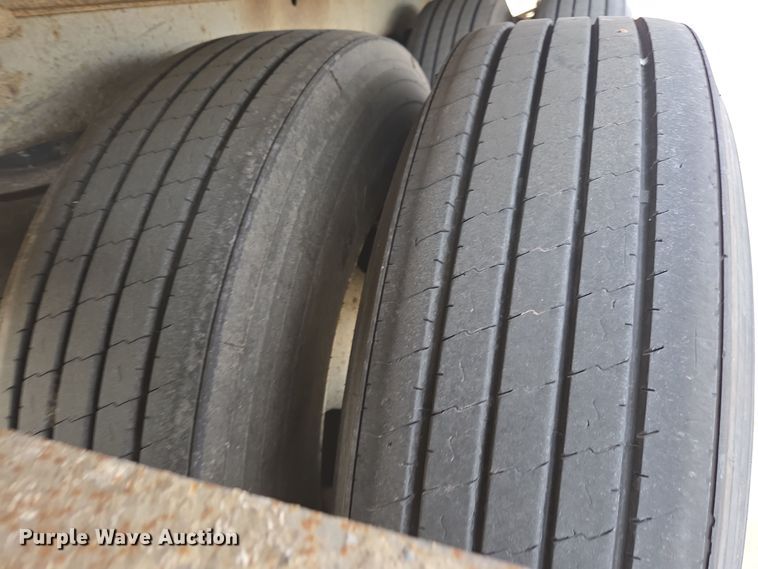 image for item EE7905 2003 Great Dane dry van trailer