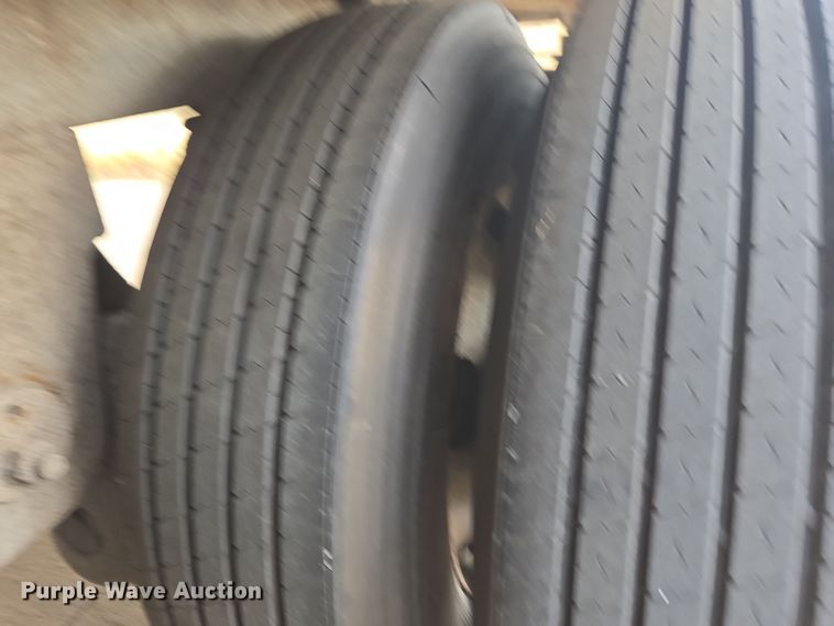 image for item EE7905 2003 Great Dane dry van trailer