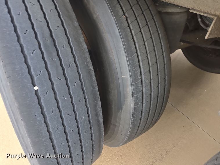 image for item EE7905 2003 Great Dane dry van trailer