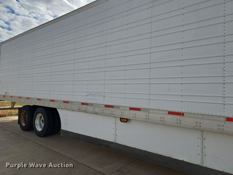 image for item EE7906 2008 Utility dry van trailer