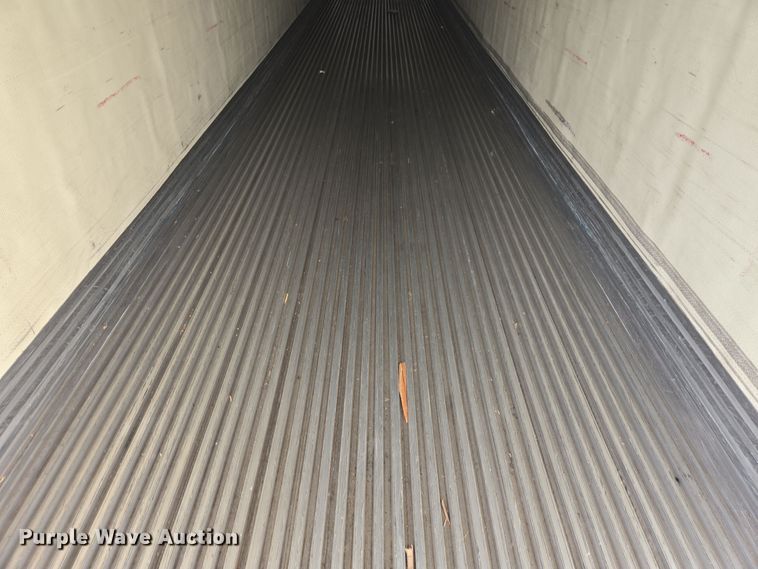 image for item EE7906 2008 Utility dry van trailer
