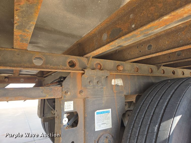 image for item EE7906 2008 Utility dry van trailer