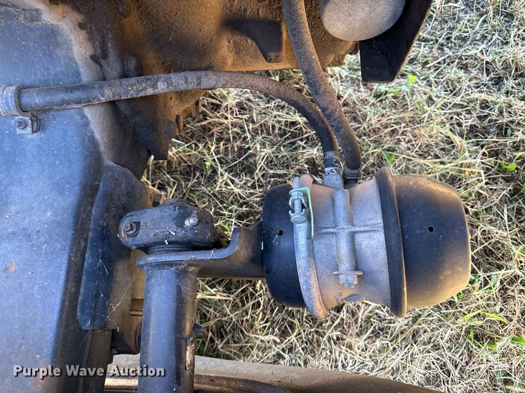 image for item EG6775 2004 International 7500 semi truck