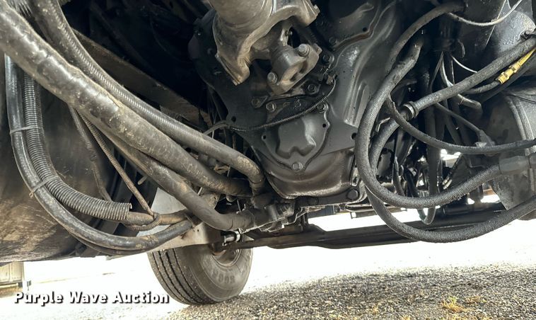 image for item EG6977 1999 Mack CH613 semi truck