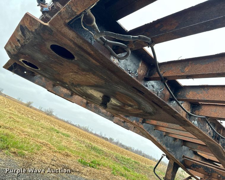 image for item EG6978 1984 Schnure flatbed trailer