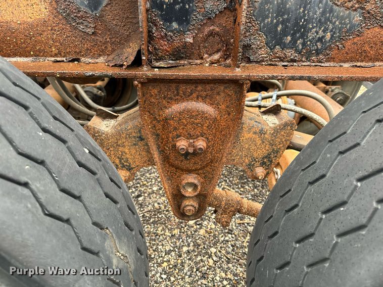 image for item EG6978 1984 Schnure flatbed trailer