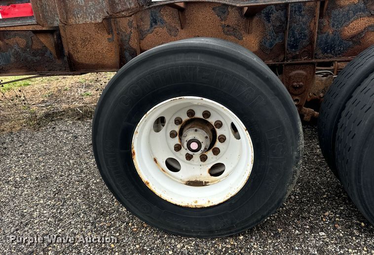 image for item EG6978 1984 Schnure flatbed trailer