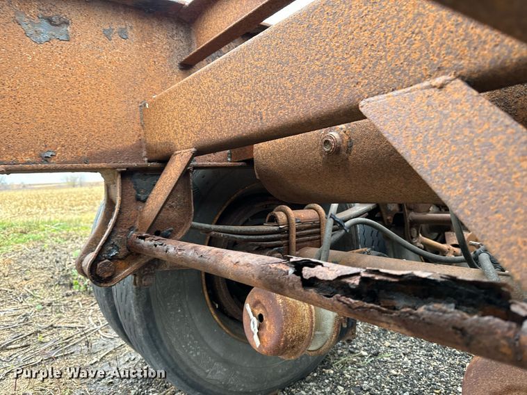 image for item EG6978 1984 Schnure flatbed trailer