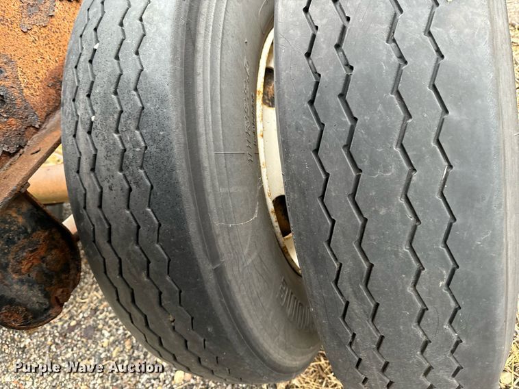 image for item EG6978 1984 Schnure flatbed trailer