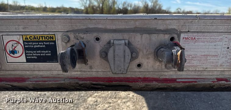 image for item EG7875 2012 Wilson CF1080 flatbed trailer