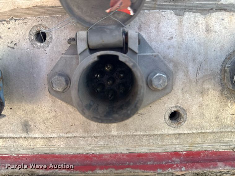 image for item EG7875 2012 Wilson CF1080 flatbed trailer