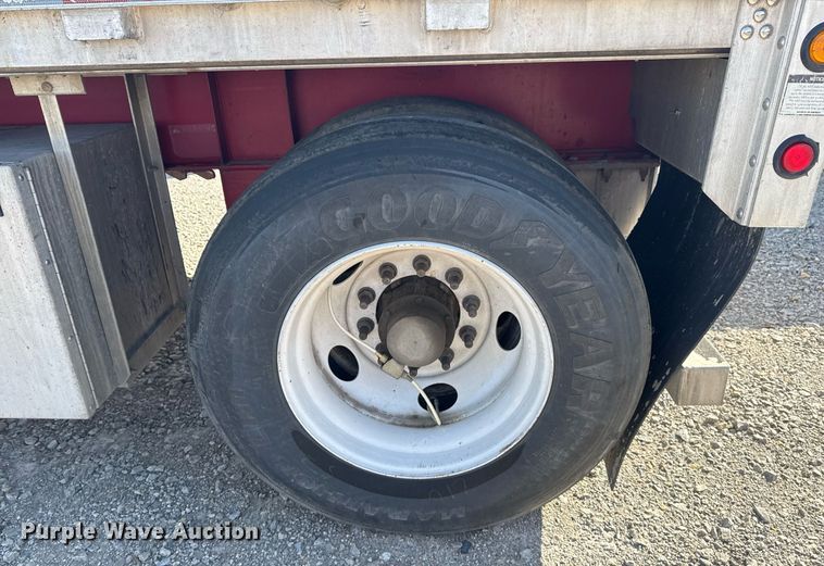 image for item EG7875 2012 Wilson CF1080 flatbed trailer