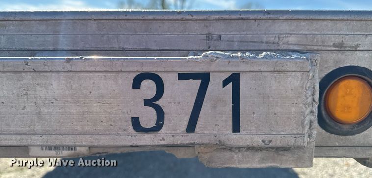 image for item EG7879 2012 Wilson CF1080 flatbed trailer