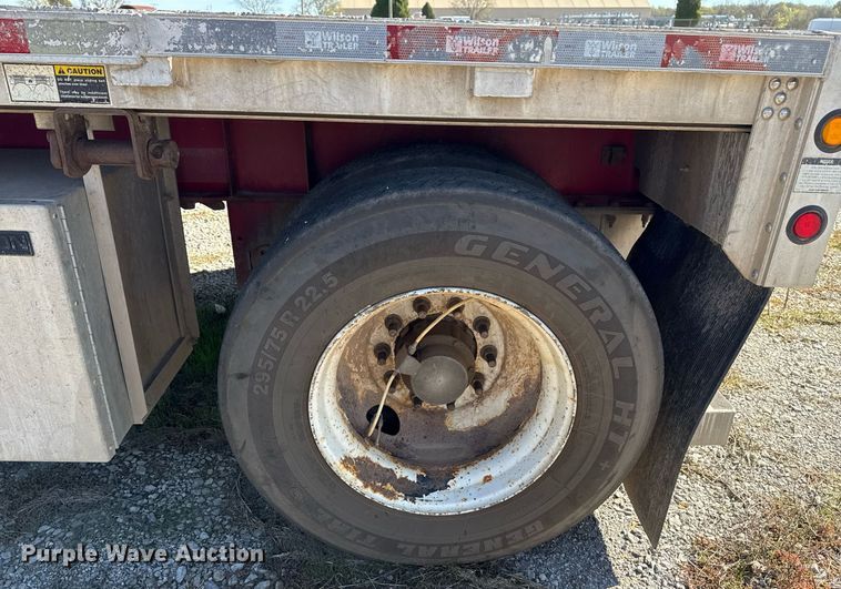 image for item EG7879 2012 Wilson CF1080 flatbed trailer