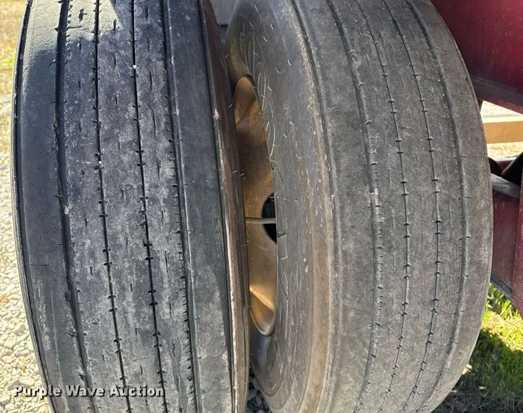 image for item EG7879 2012 Wilson CF1080 flatbed trailer