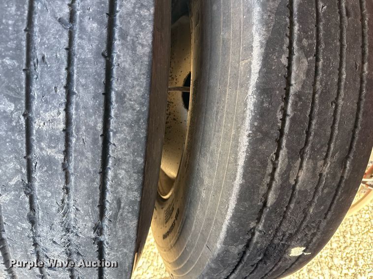 image for item EG7880 2012 Wilson CF1080 flatbed trailer