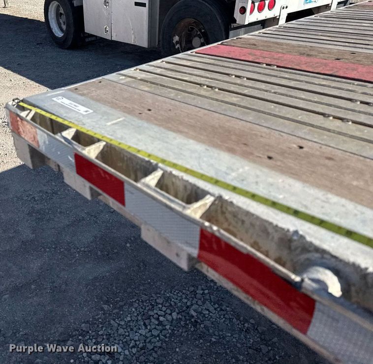 image for item EG7883 2012 Wilson CF1080 flatbed trailer