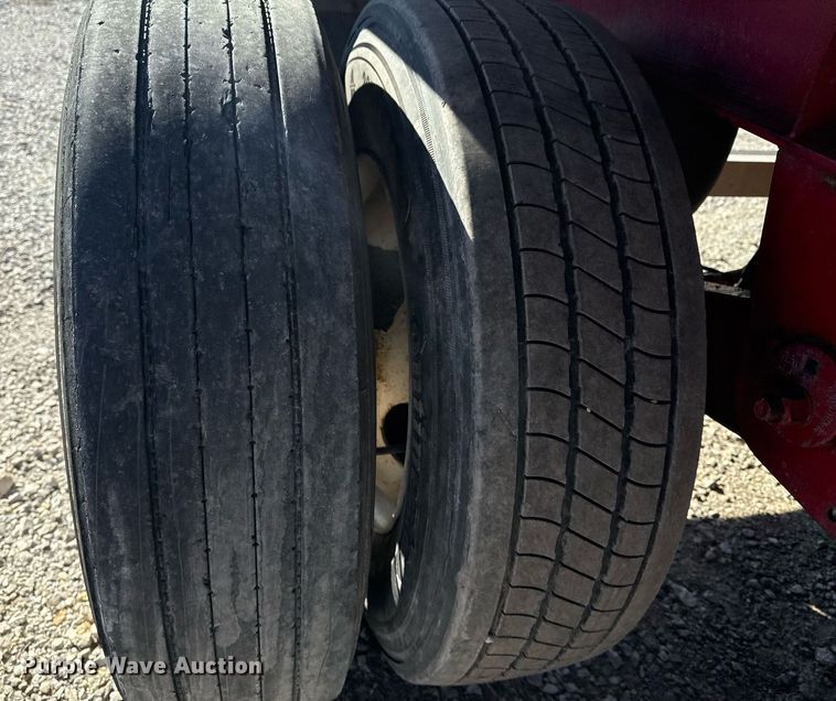 image for item EG7883 2012 Wilson CF1080 flatbed trailer