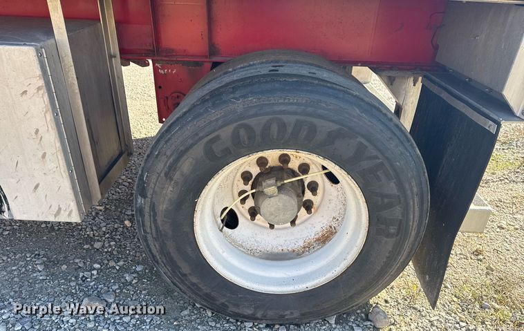 image for item EG7884 2012 Wilson CF1080 flatbed trailer