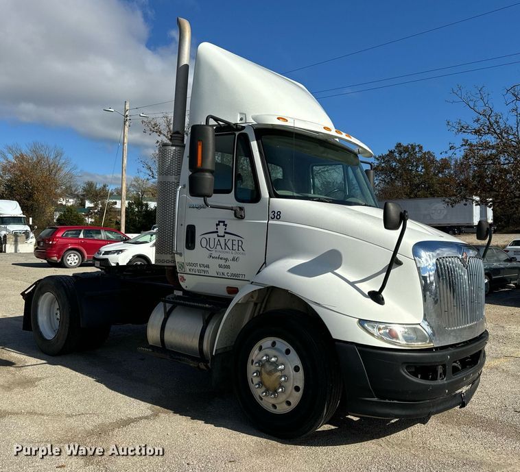 image for item EH7239 2012 International TranStar 8600 semi truck
