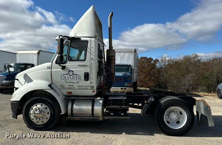 image for item EH7239 2012 International TranStar 8600 semi truck