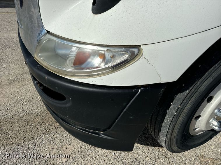 image for item EH7239 2012 International TranStar 8600 semi truck