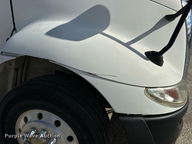 image for item EH7239 2012 International TranStar 8600 semi truck