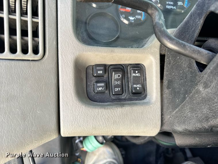 image for item EH7239 2012 International TranStar 8600 semi truck