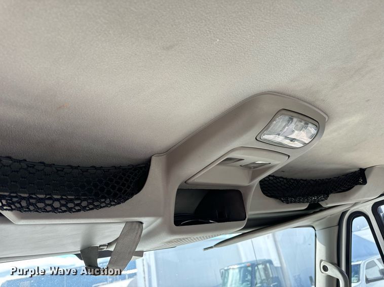 image for item EH7239 2012 International TranStar 8600 semi truck