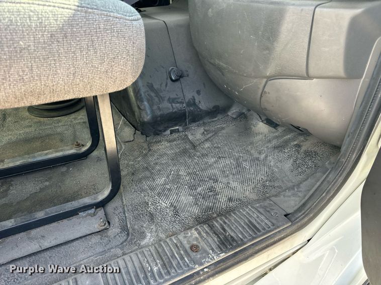 image for item EH7239 2012 International TranStar 8600 semi truck