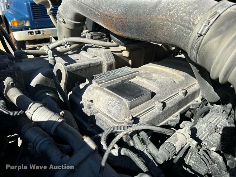 image for item EH7239 2012 International TranStar 8600 semi truck