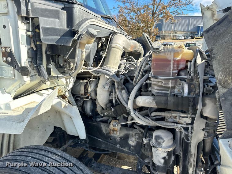 image for item EH7239 2012 International TranStar 8600 semi truck