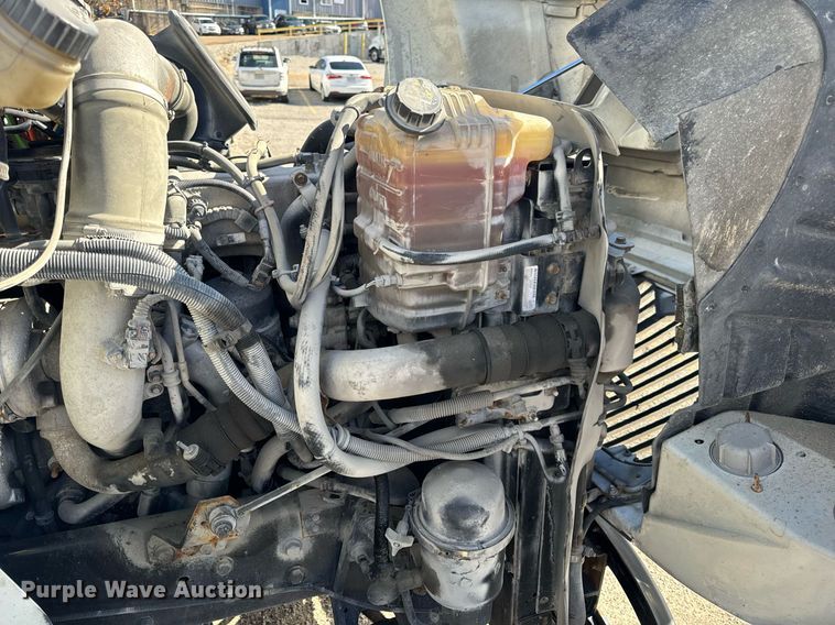 image for item EH7239 2012 International TranStar 8600 semi truck