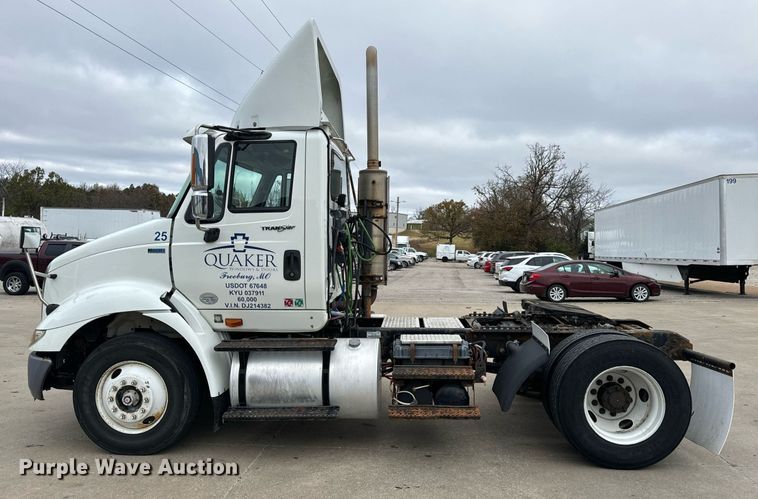image for item EH7240 2013 International TranStar 8600 semi truck