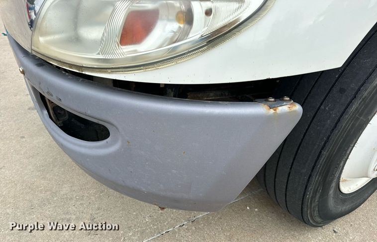 image for item EH7240 2013 International TranStar 8600 semi truck