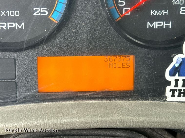 image for item EH7240 2013 International TranStar 8600 semi truck