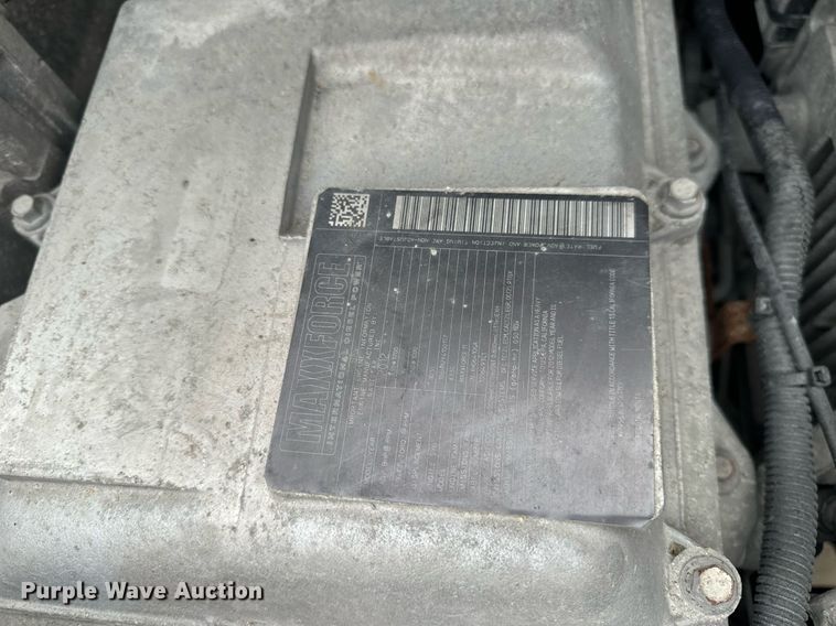 image for item EH7240 2013 International TranStar 8600 semi truck