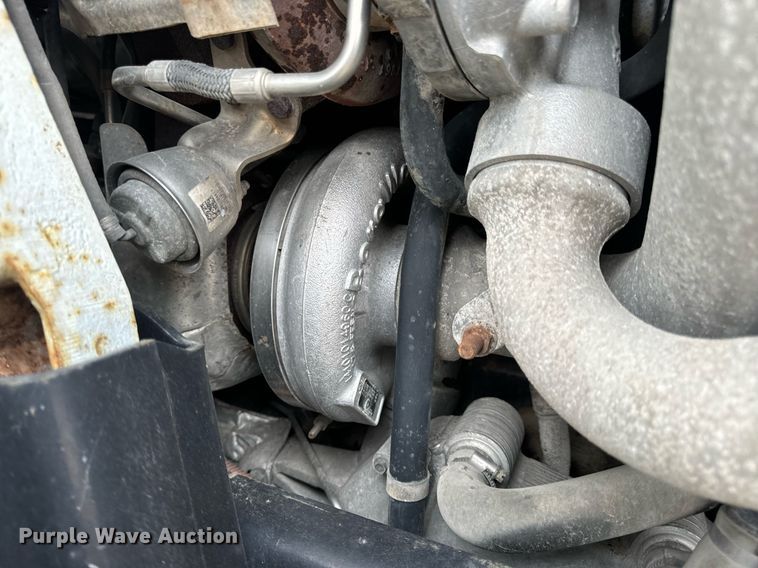 image for item EH7240 2013 International TranStar 8600 semi truck