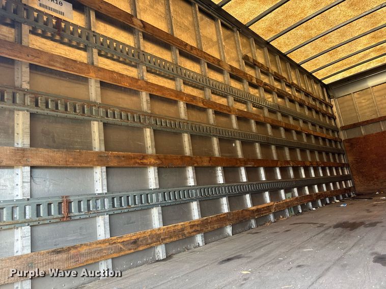 image for item EH7243 2007 International 4300 box truck