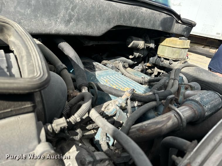 image for item EH7243 2007 International 4300 box truck