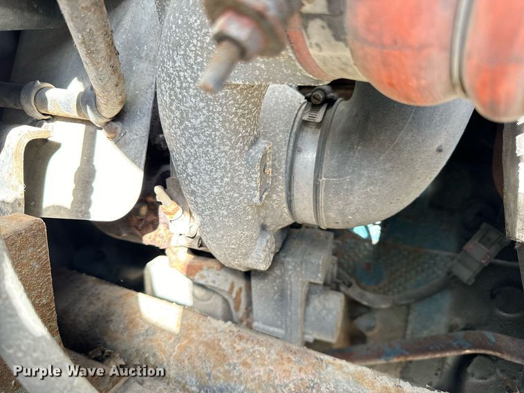 image for item EH7243 2007 International 4300 box truck